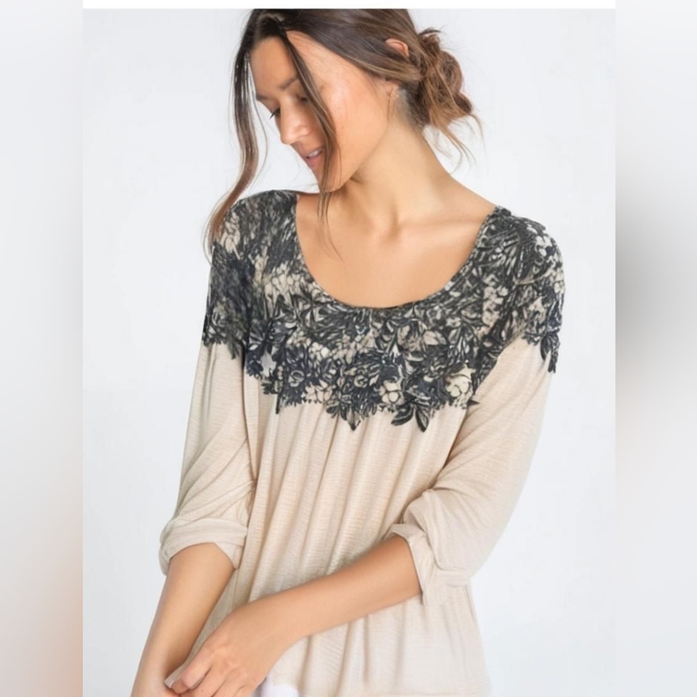 Anthropologie Deletta Ascending Roses Top
